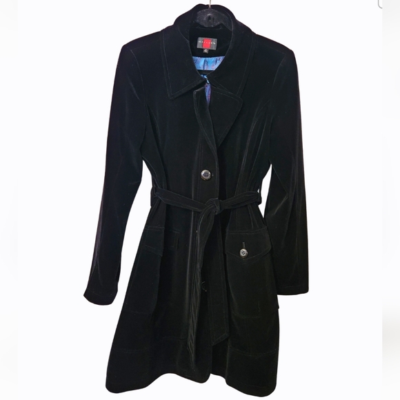 HOLIDAY MUST HAVE! Velvet Jacket-size Medium - Picture 2 of 14